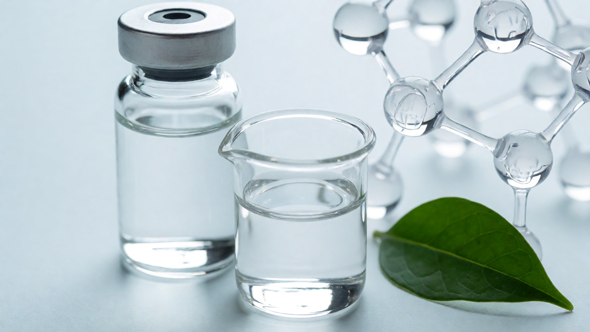 Natural Deep Eutectic Solvents in Skincare: The Green Solvent Rewriting Active Delivery — 2026 Formulation Science